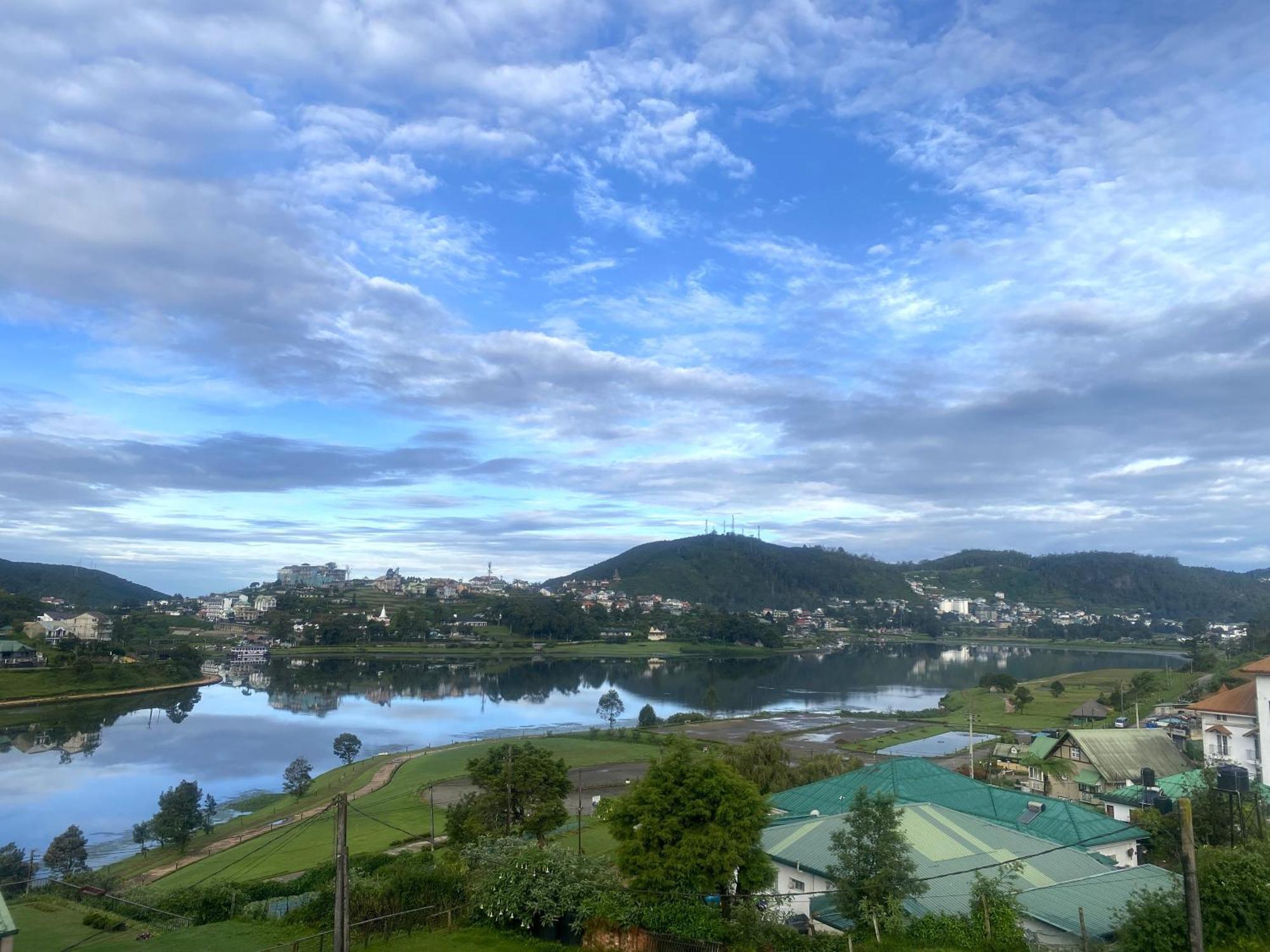 Queens Lake Cabin Nuwara Eliya Exteriör bild